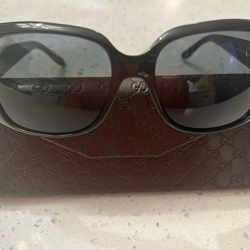 GUCCI black shades